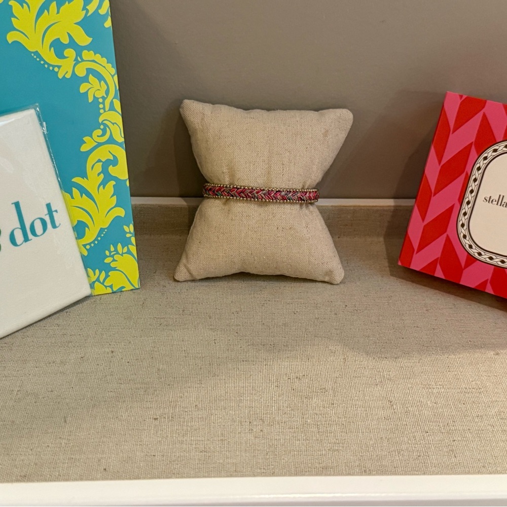 Stella & Dot Wanderer Cuff